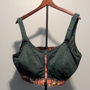 SHEFIT Forest Green High-Support Sports Bra with Floral Band